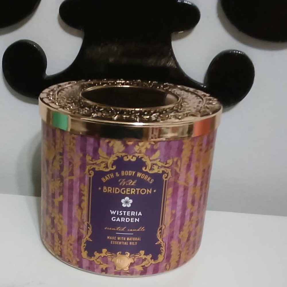 Bath and body Works BRIDGERTON Limited Collection. 3Wick Candles - Picture 6 of 12